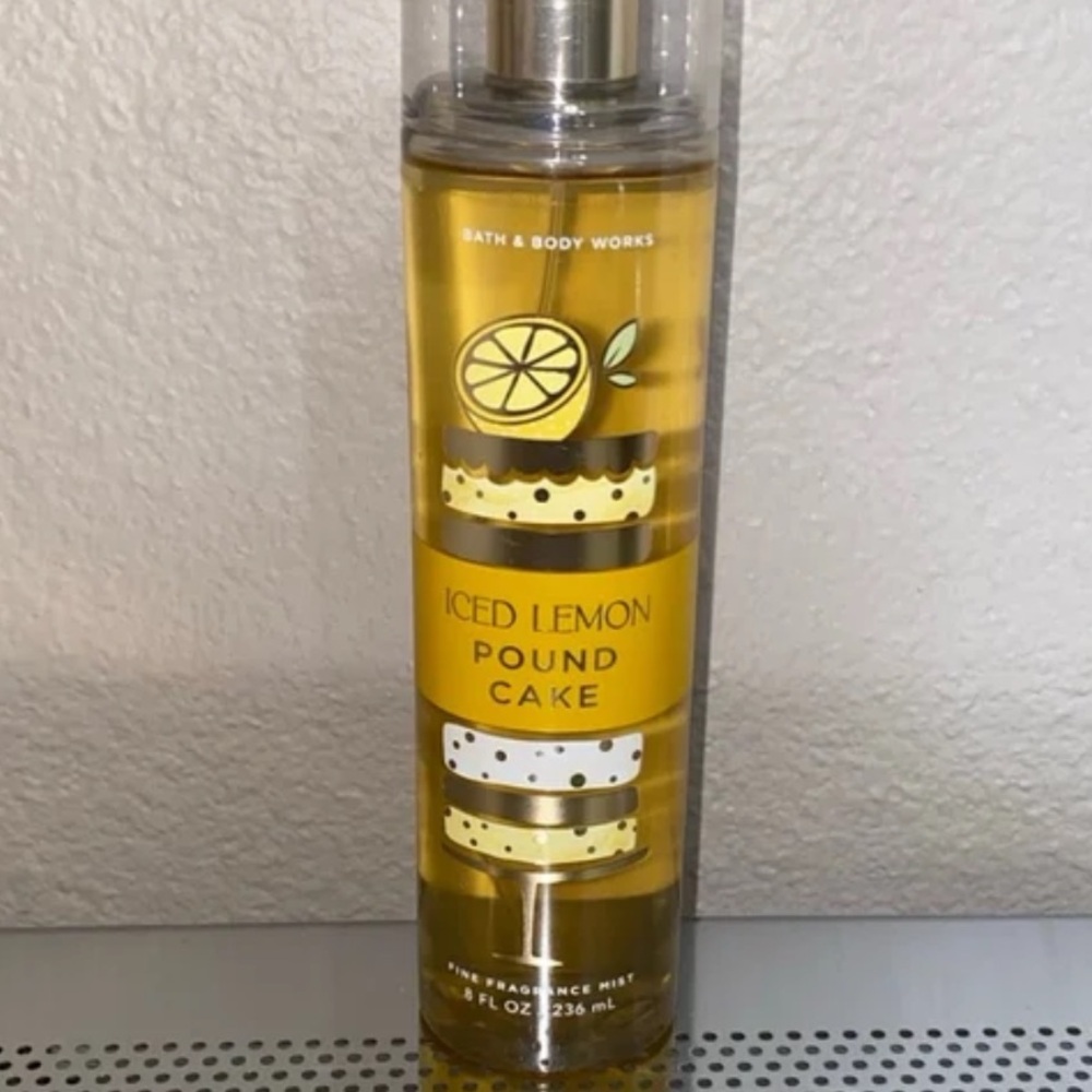 Bath body works lemon pound cake